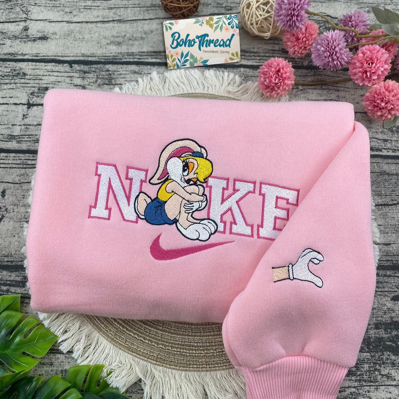 Looney Tunes Bugs & Lola Bunny Embroidered Couple Sweatshirts, Hoodies & T-shirts