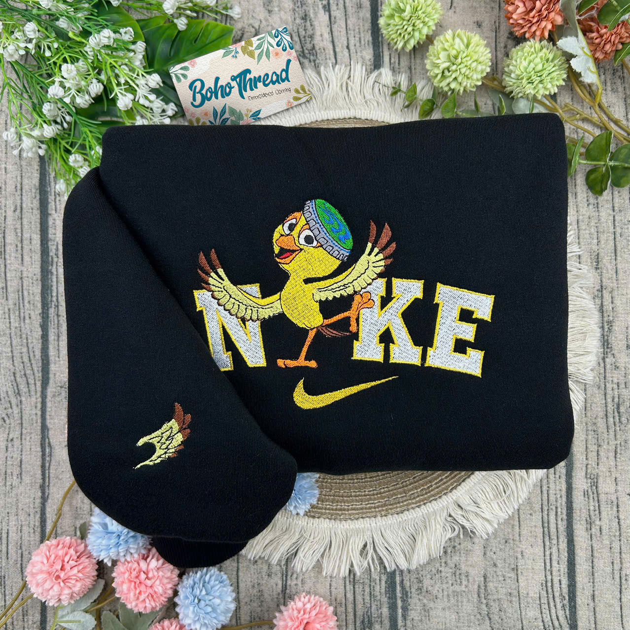 Rio Movie Blu, Jewel & Friends Embroidered Couple Sweatshirts, Hoodies & T-shirts