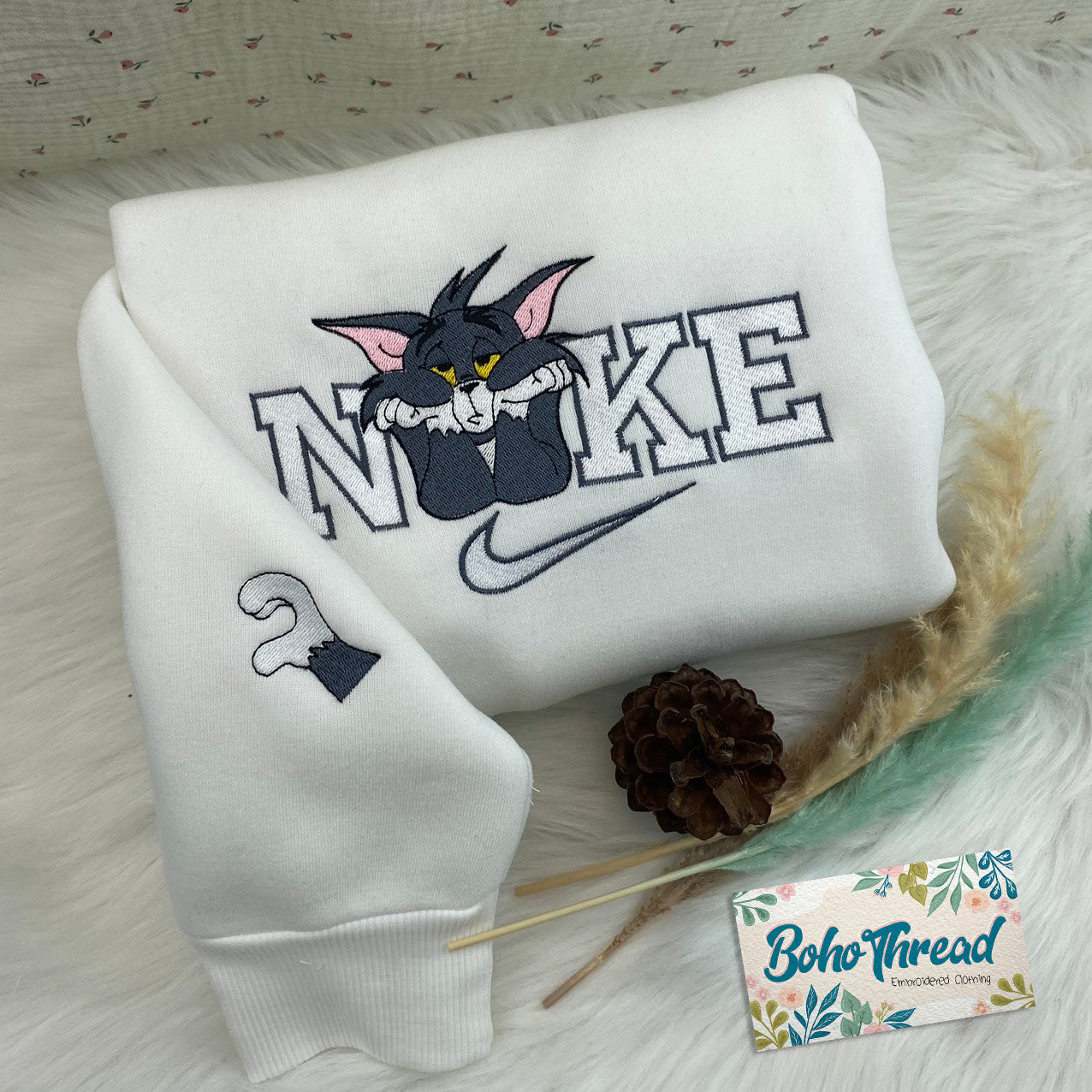 Personalized Embroidered Sweatshirt, Hoodie, T-Shirt – Tom & Jerry Cartoon Couple Design Gift